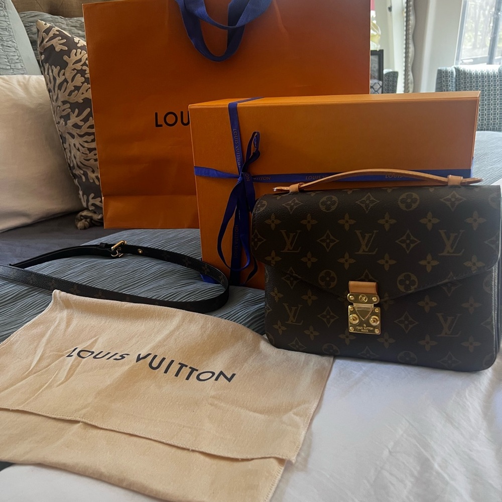 ❤️❤️❤️Authentic ❤️❤️❤️LOUIS VUITTON Monogram Metis MM Handbag Crossbody Bag